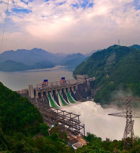 带降雨量的天气app