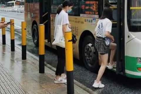 公交卡充值app